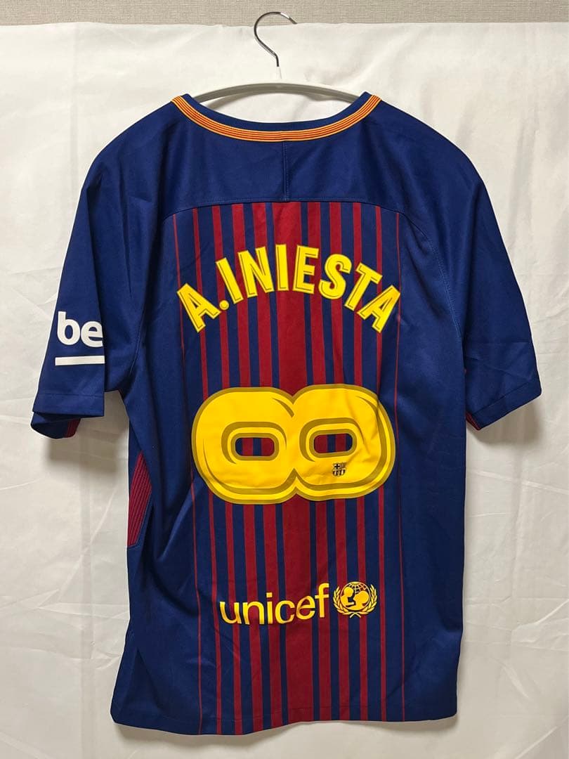 FC Barcelona / バルセロナ　イニエスタ　ユニフォーム