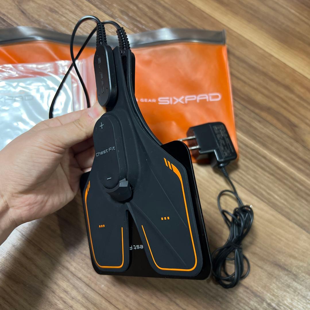 SIXPAD Chest Fit トレーニングデバイス