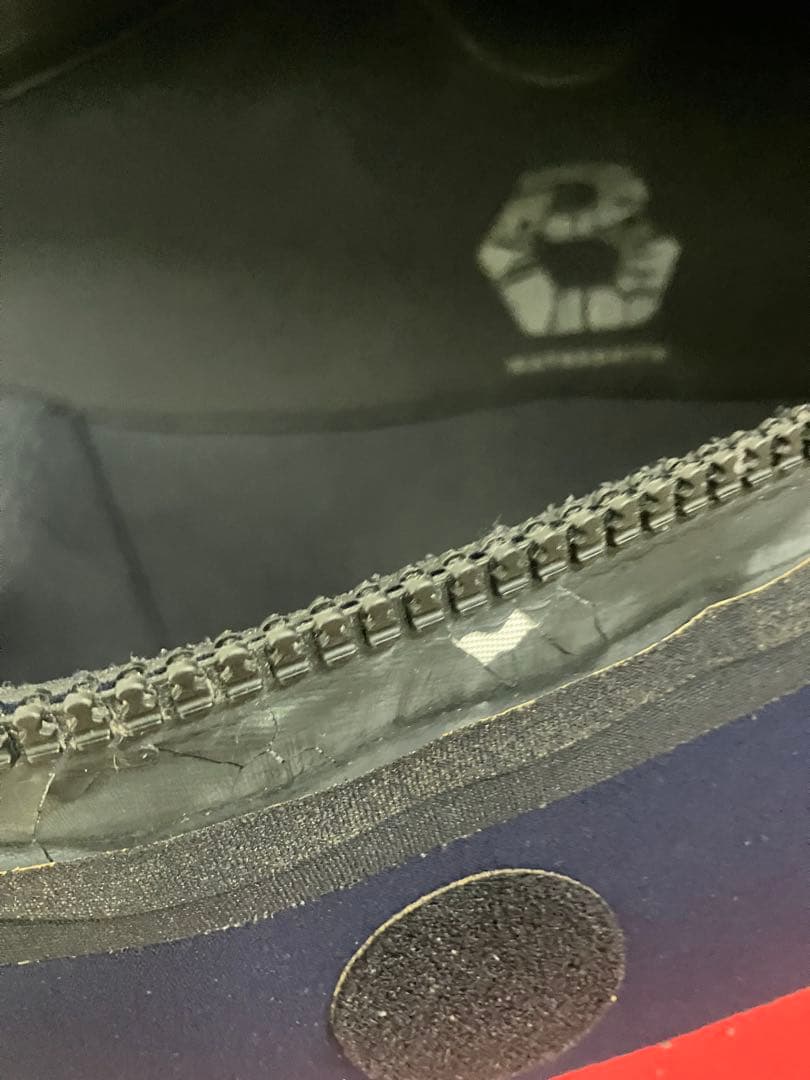 BE WET ウェットスーツ　ビーウェット　ドライスーツ　サーフィン