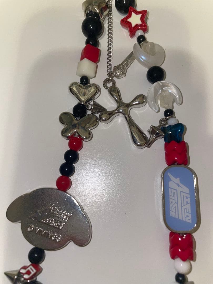 ALIEN STAGE（エイリアンステージ） ivan イヴァン スマホチェーン