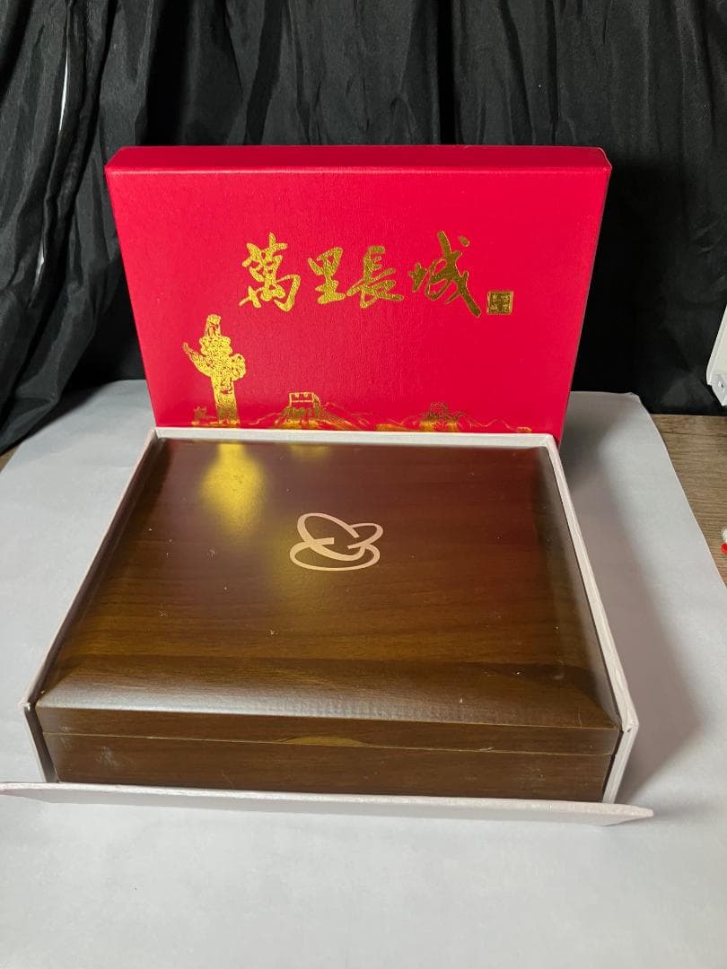 @*火様 中国　記念『万里長城』　1㎏　超巨大カラー　未開封　木箱入り