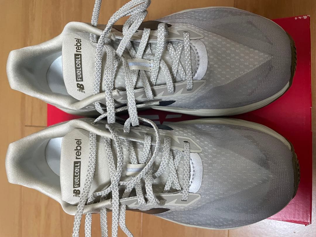 サ*ム様 New Balance FuelCell Rebel