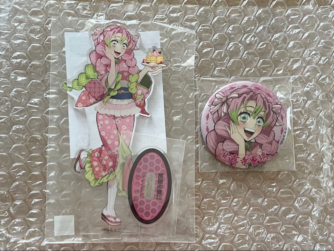 【2点】鬼滅の刃 ナンジャタウン 甘露寺蜜璃 いこいの里巡り 缶バッジ アクスタ