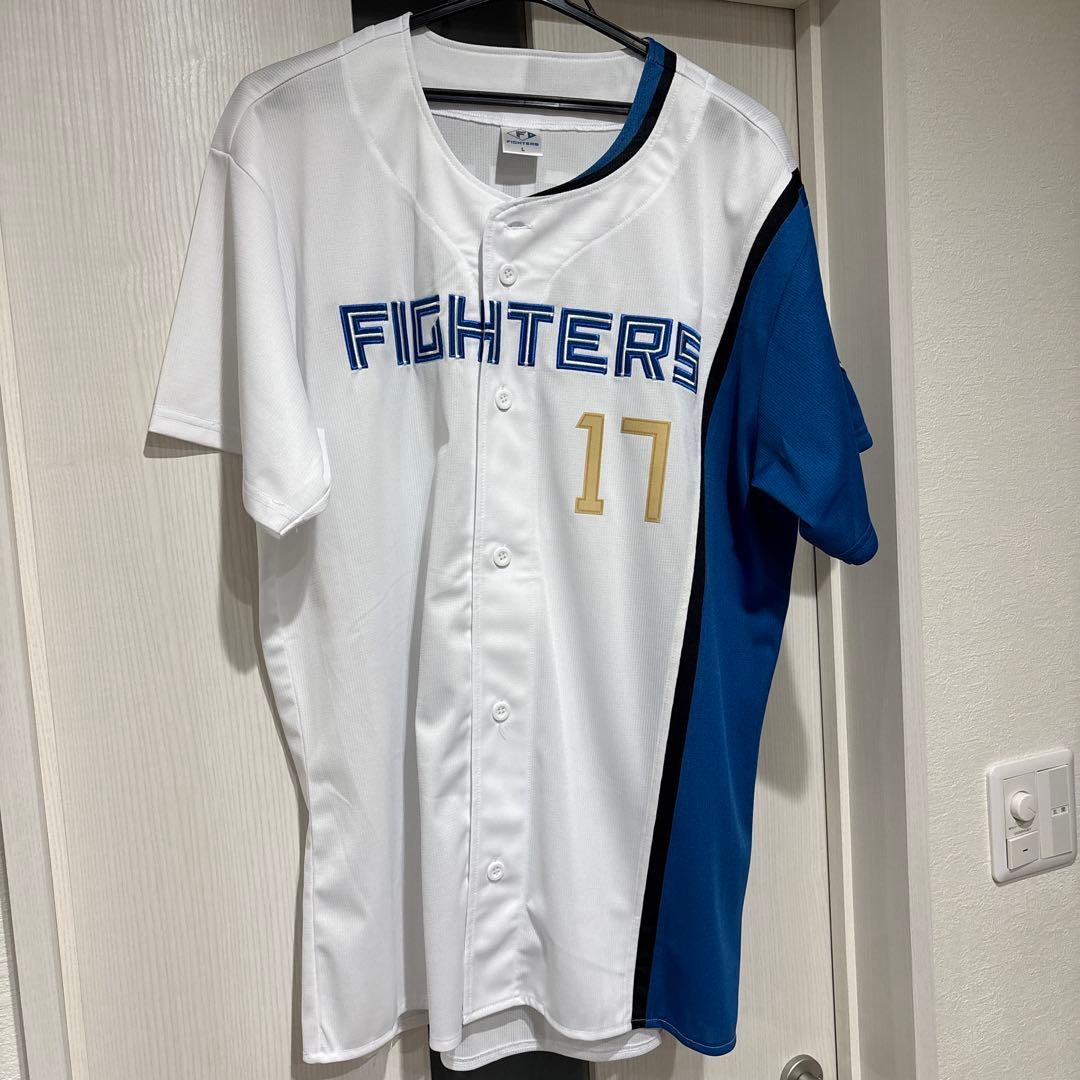 【最終値下】日本ハムファイターズ　伊藤大海　直筆サイン入りユニフォーム　Lサイズ