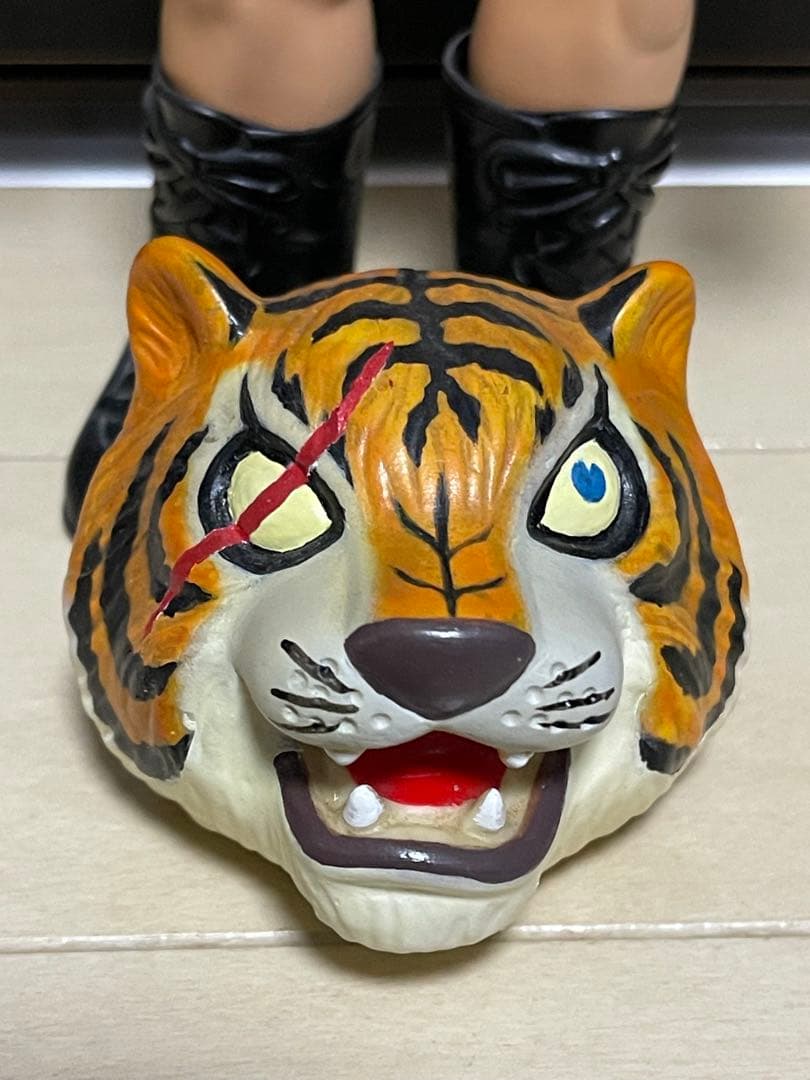 中嶋製作所　タイガーマスク　ソフビ　ビックタイガーリペイント品　面取れフィギュア