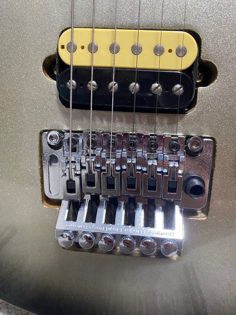 キンバリーEVHコピーモデル