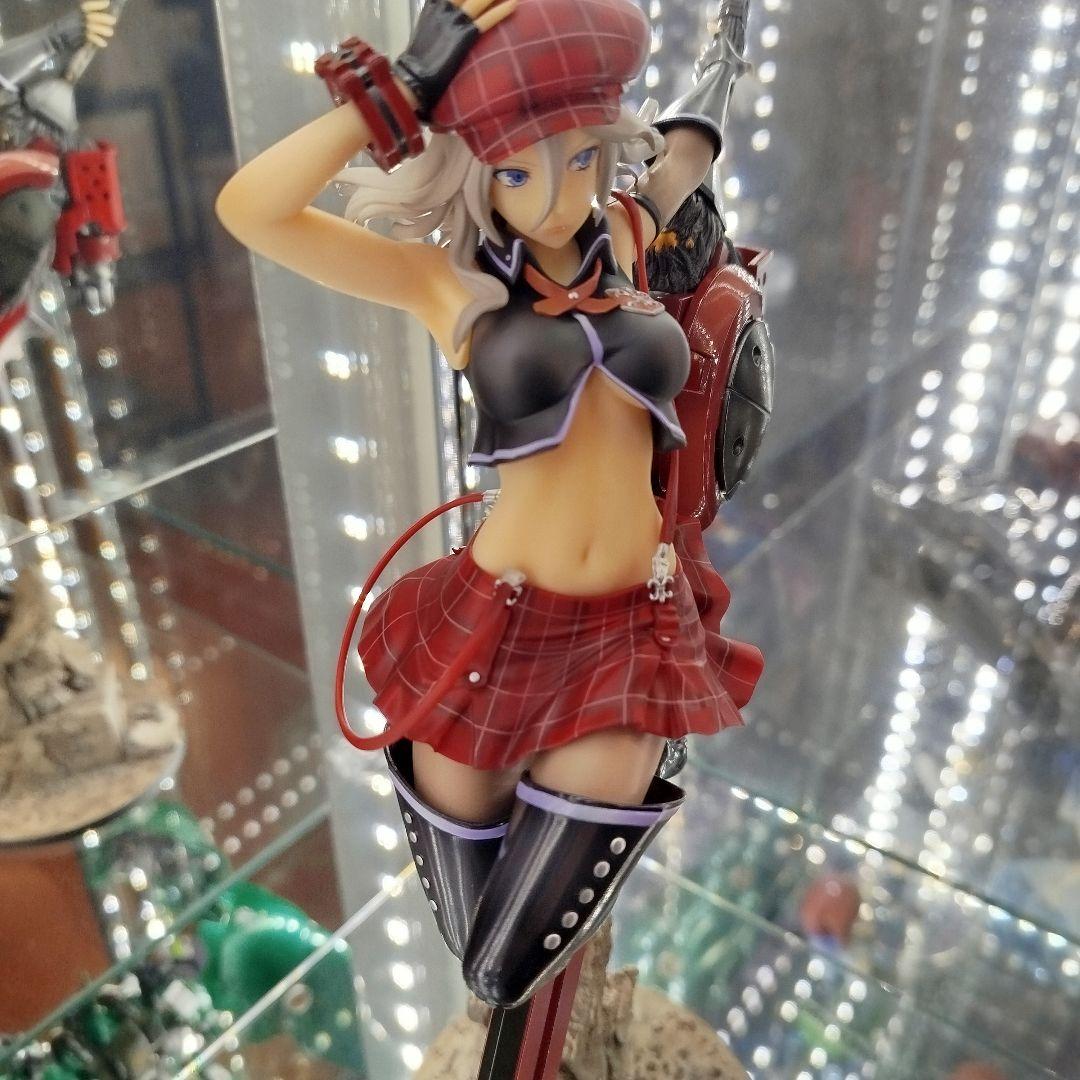 アリサ・イリーニチナ・アミエーラ 1/8