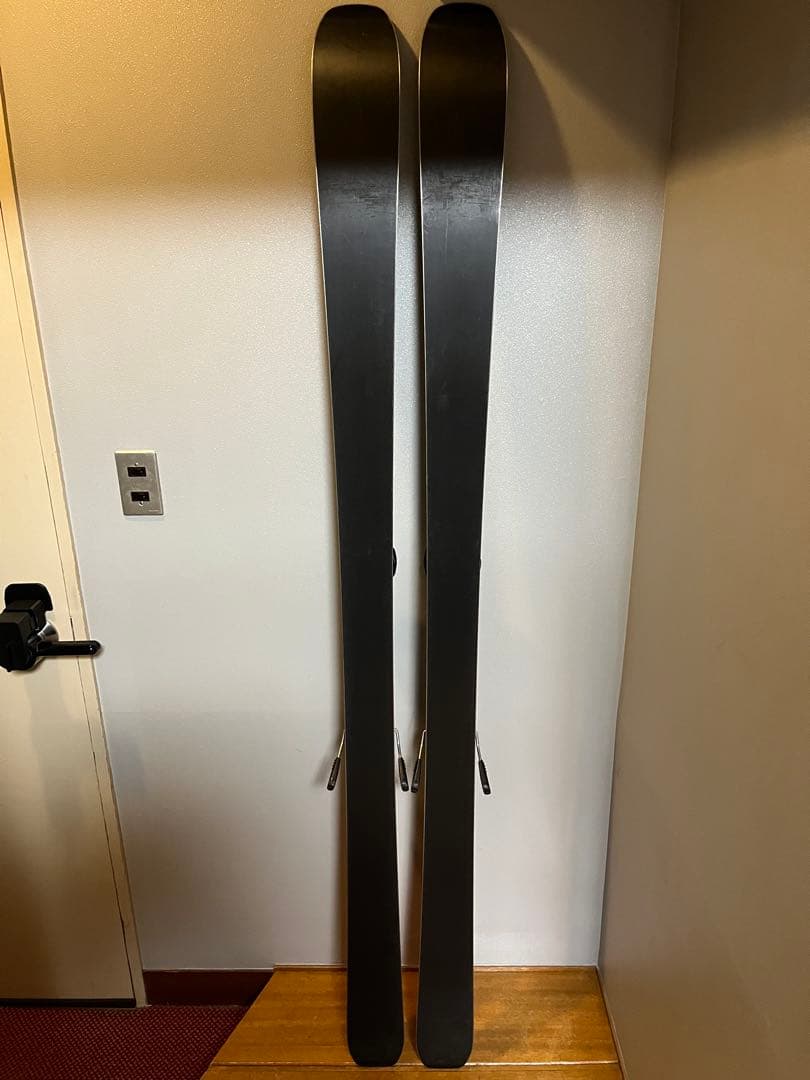 スキー板　ATOMIC VANTAGE86C 181cm