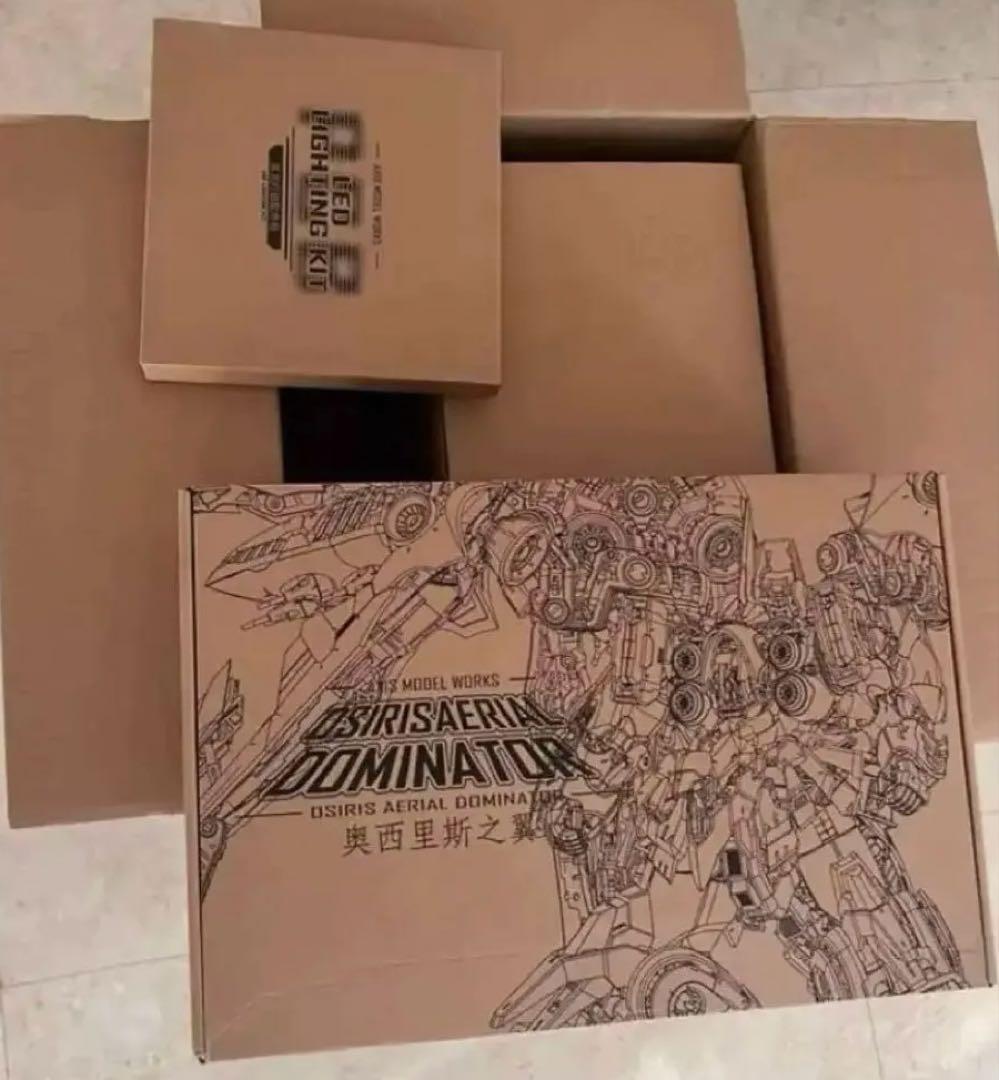 1/100 オシリスの翼　クシャトリヤ似　LED発光ユニット付属