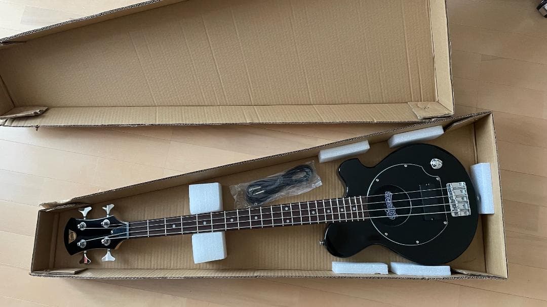 Pignose エレキベース　PGB-200BK（ブラック）