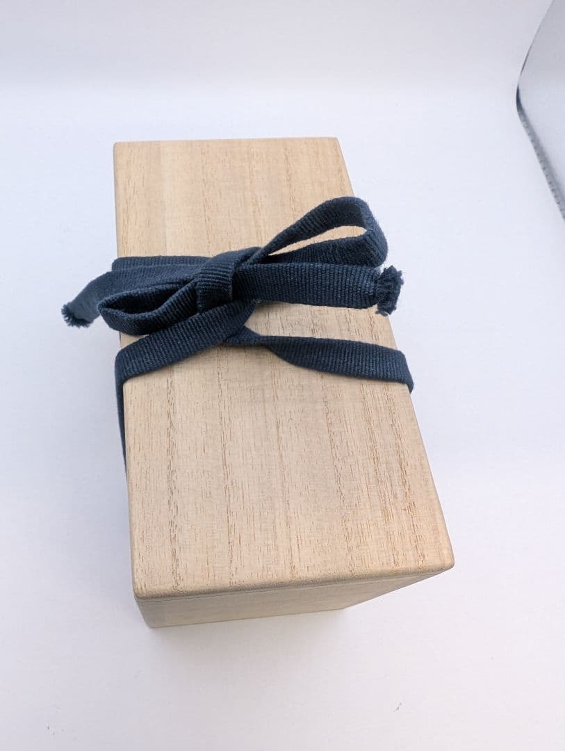 白磁 星型 陶器 2個セット 木箱付き