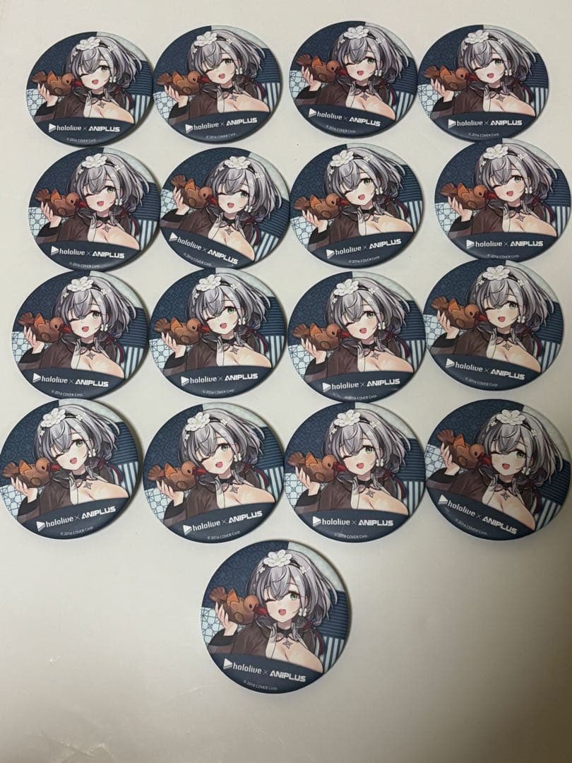 ホロライブ　アニプラス　韓国　缶バッジ　ノエル