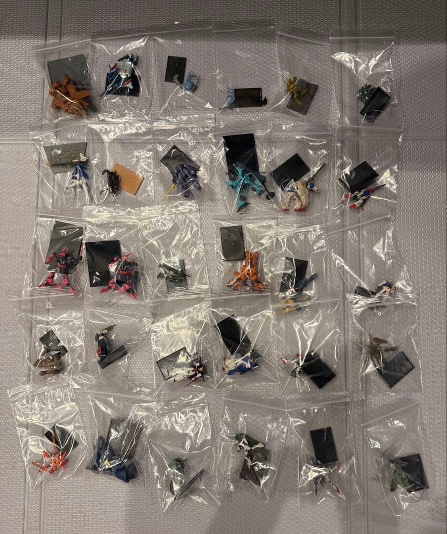ガンダムコレクション100個まとめ売り
