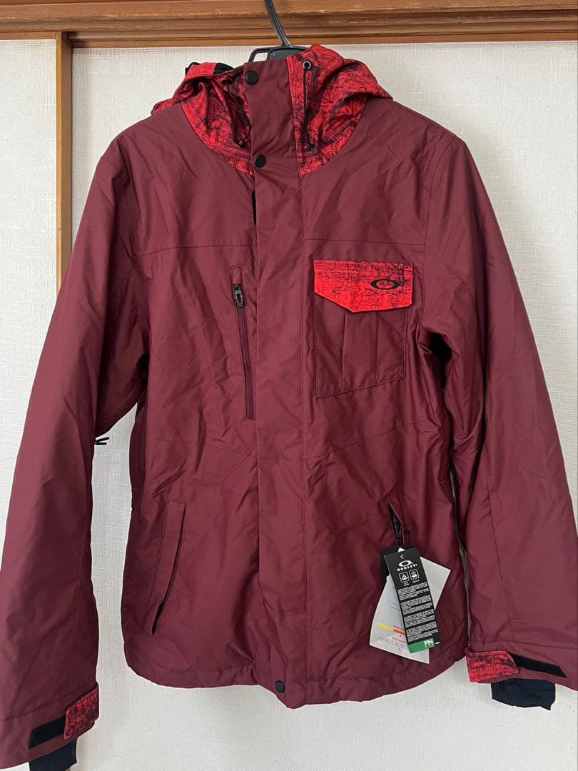 新品未使用 OAKLEY オークリー スノーボード　ジャケット　Sサイズ