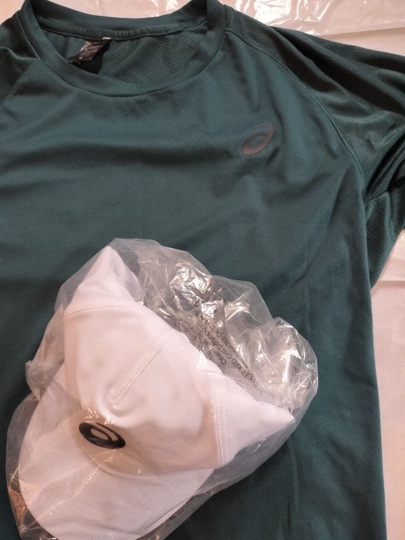 asics actibreeze ベンテッドメッシュtシャツ と7in ショーツ