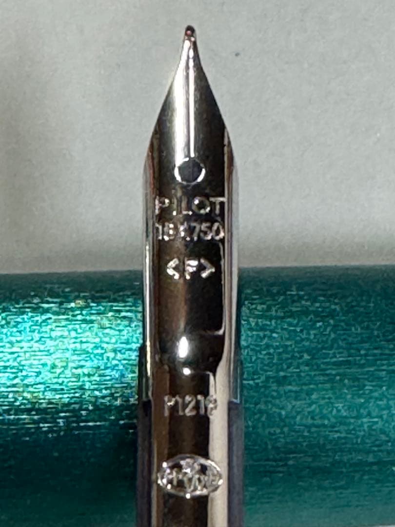 筆記具 PILOT CAPLESS decimo Emerald-Green FP