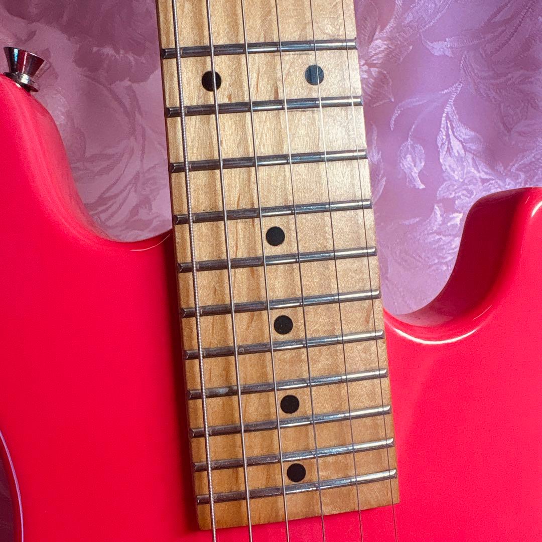 期間限定値下げ！改造！ピンク ミニギター ハムバッカー搭載！