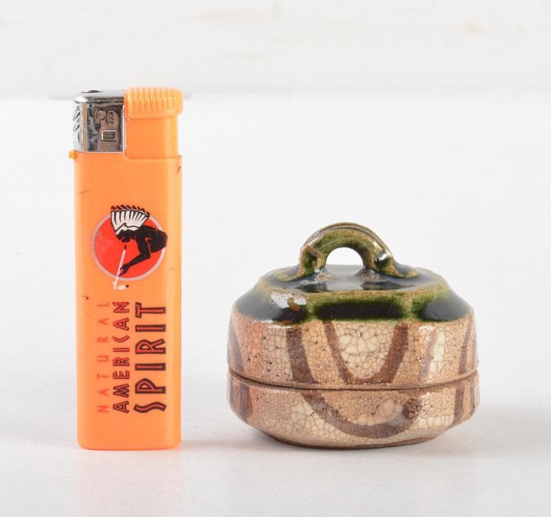 茶道具　織部焼　はじき織部　香合　裏千家十五代鵬雲斎極め箱　D　R5178