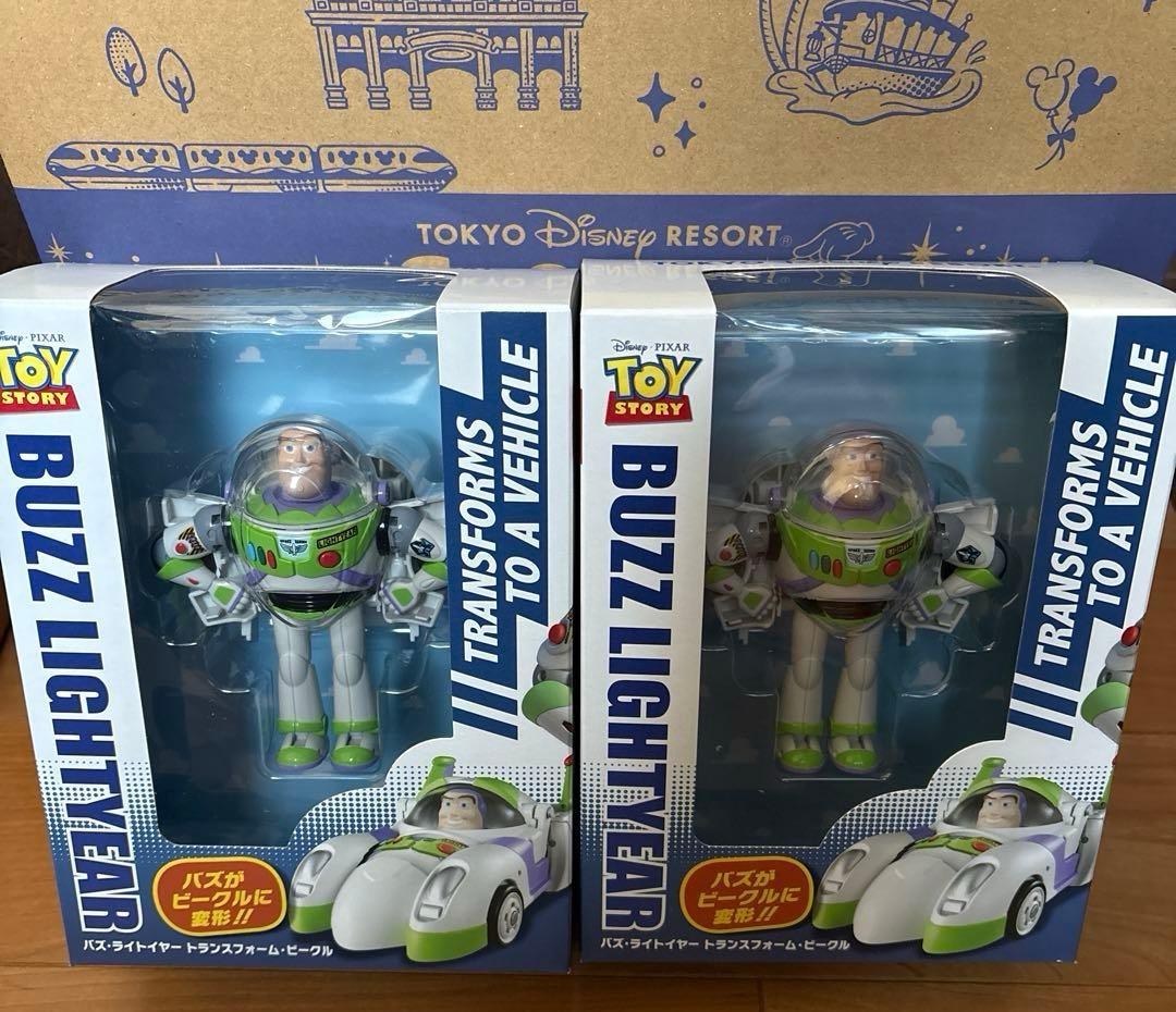 バズライトイヤー　トランスフォームビークル　フィギュア