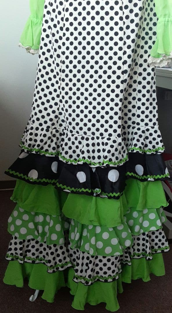 フラメンコ衣装　水玉ツーピース