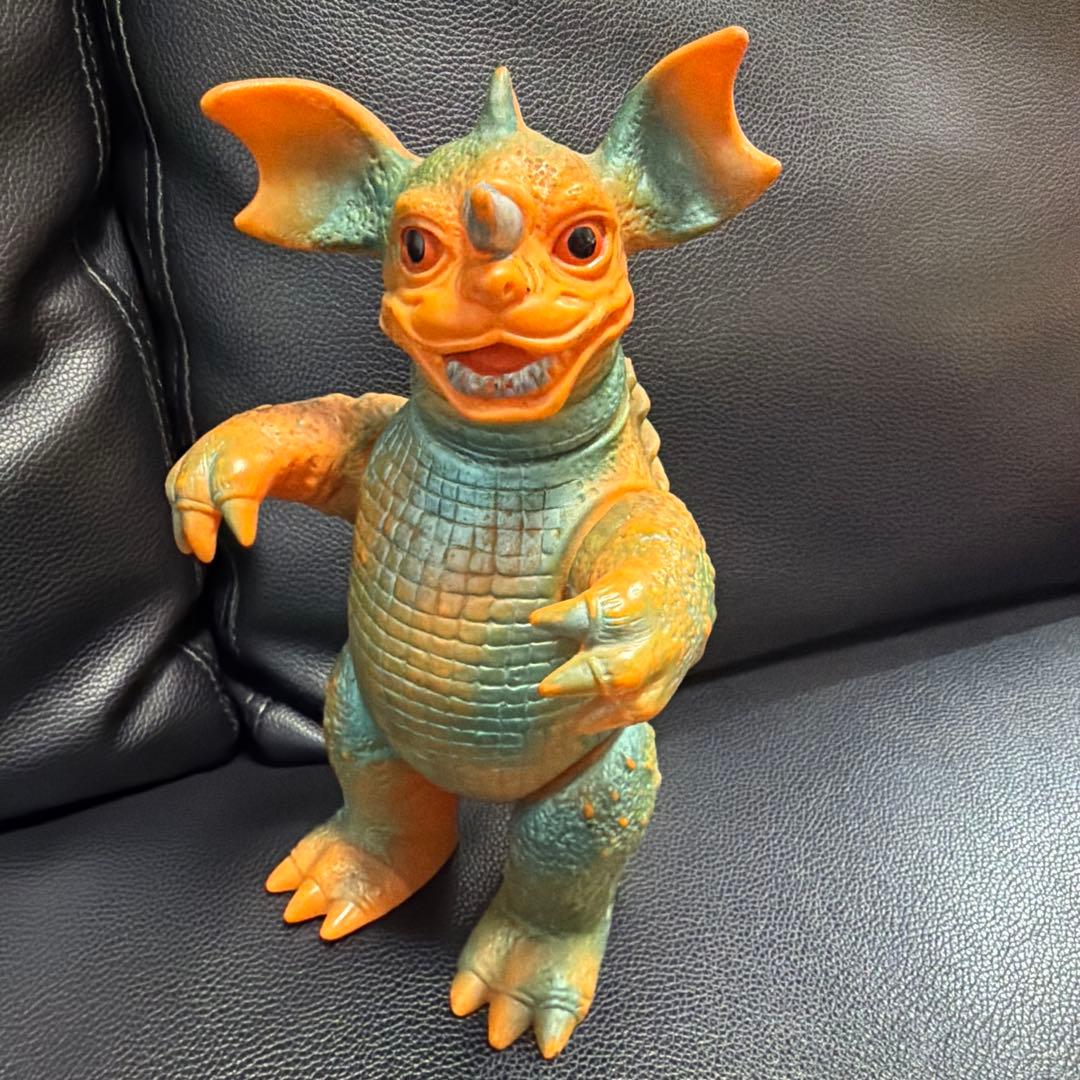 ウルトラマン 怪獣フィギュア バラゴン