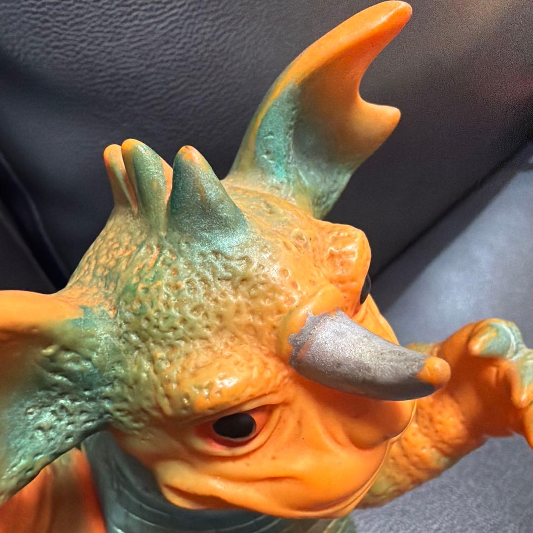 ウルトラマン 怪獣フィギュア バラゴン