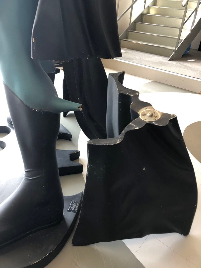 バッドマン等身大フィギュア