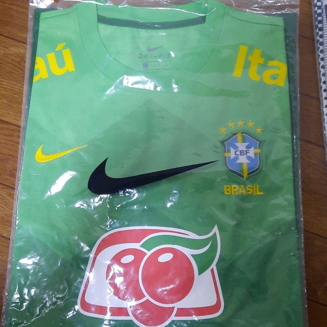 ブラジル代表 トレーニングシャツ フルスポンサーモデル。