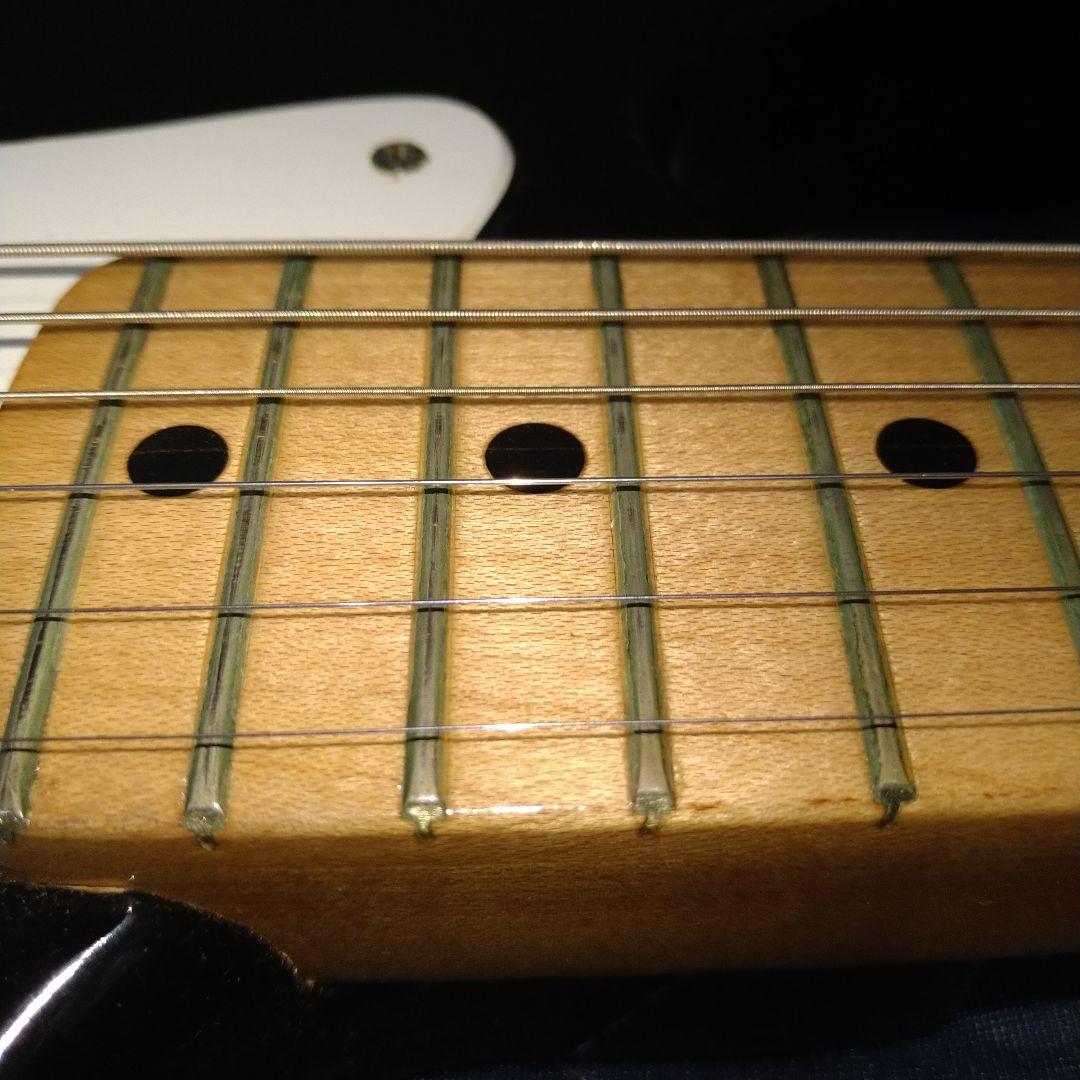 Fresher エレキギター ストラトキャスタータイプ 黒