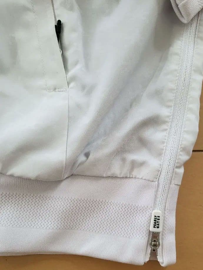 パーリーゲイツ スニード 白×ネイビー 蓄熱裏地 フロントロゴメンズ 6(XL)