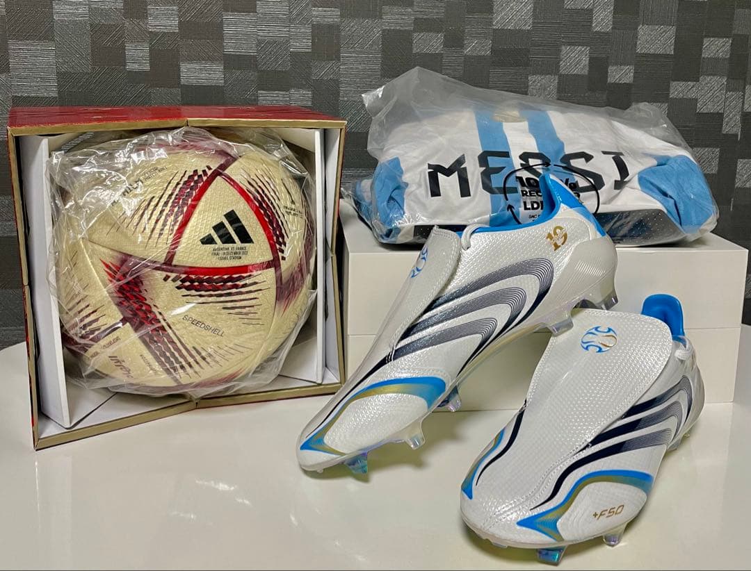 【限定】アディダス　F50 ELITE FG TUNIT メッシ　セット
