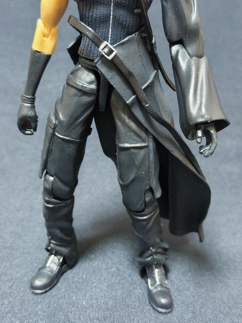 中古 ファイナルファンタジー7 プレイアーツ クラウド＆フェンリル