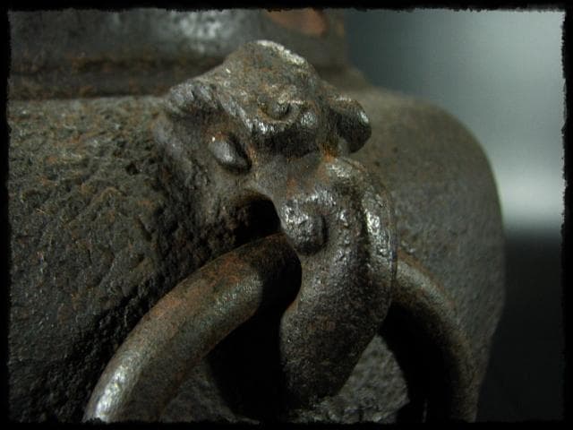 鬼面 鉄 風炉釜 鉄風炉 平丸釜 茶釜 茶道具 u58