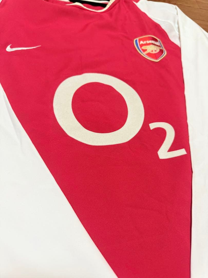 アーセナル2004年のユニフォーム