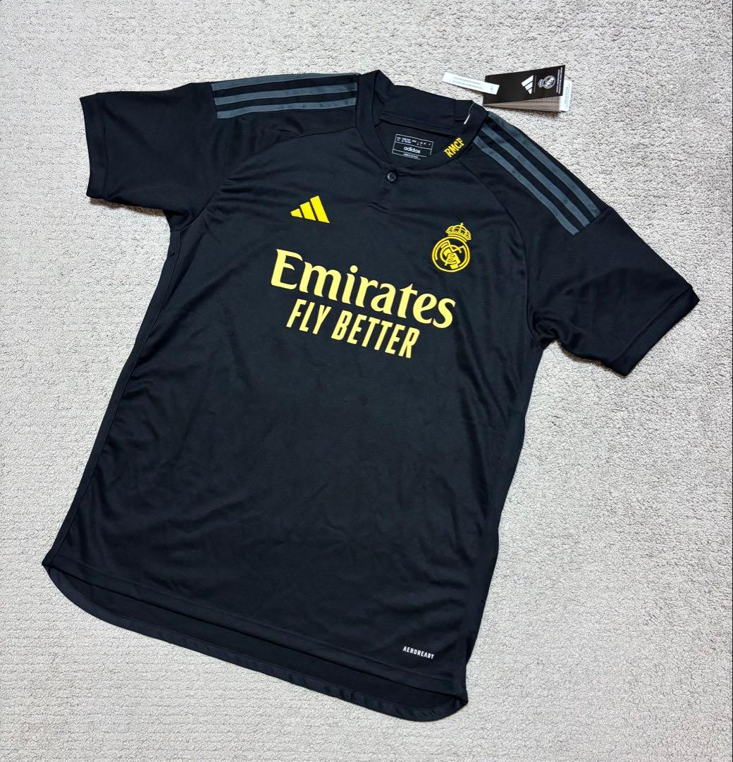 レアルマドリー　モドリッチ　アディダス　サード　ユニフォーム