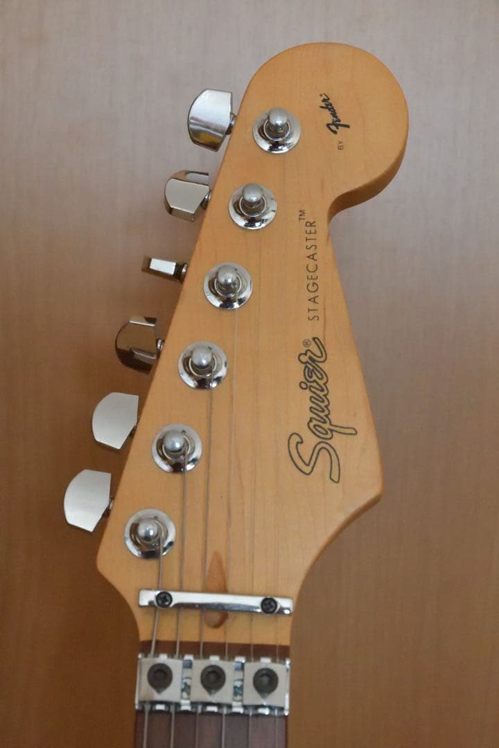 Squier Stagecaster STG-38Fサンバースト