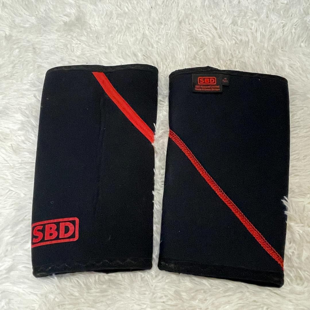 SBD ニースリーブ サイズ M 黒赤