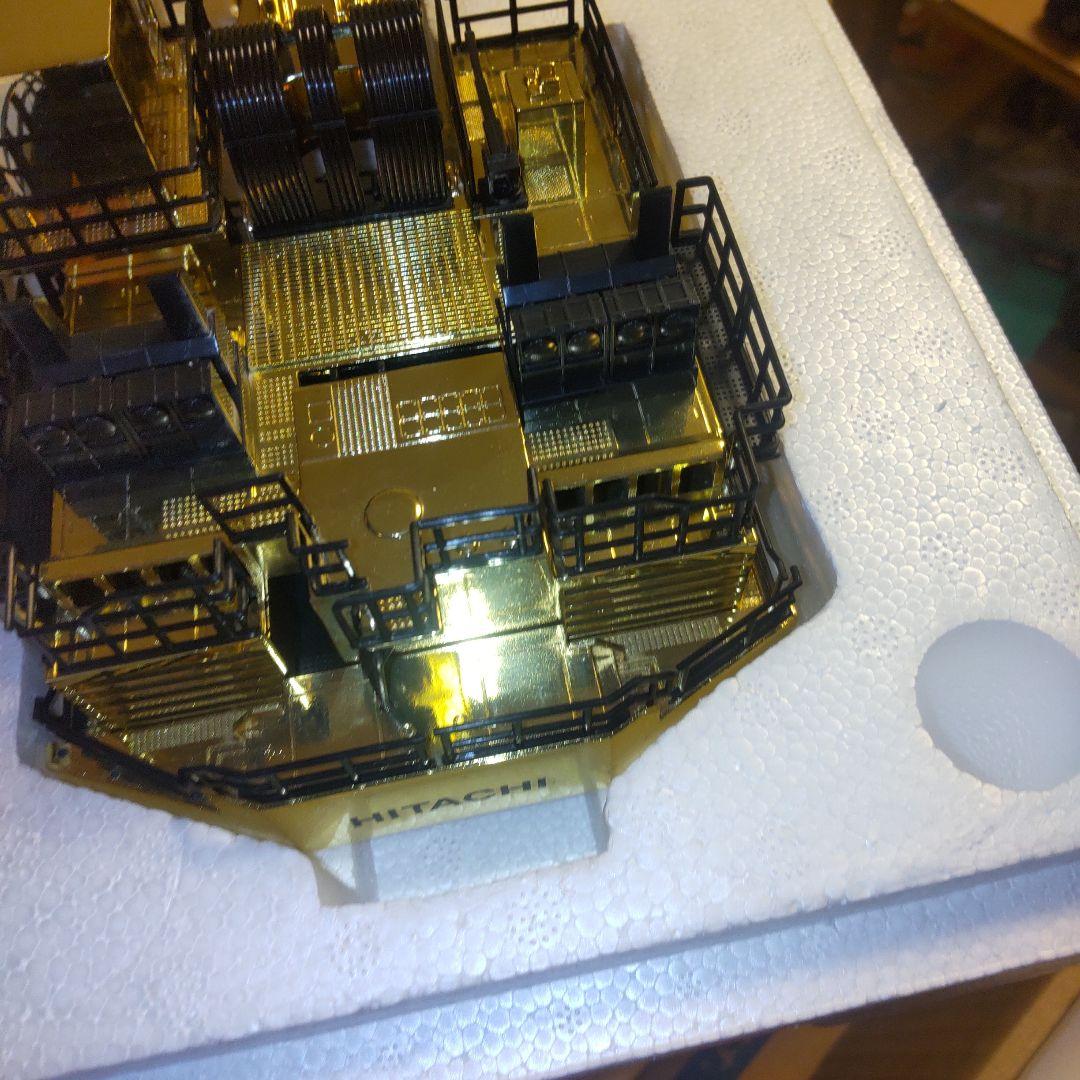 日立建機　HITACHI ZAXIS 200 EX8000 ゴールド仕様