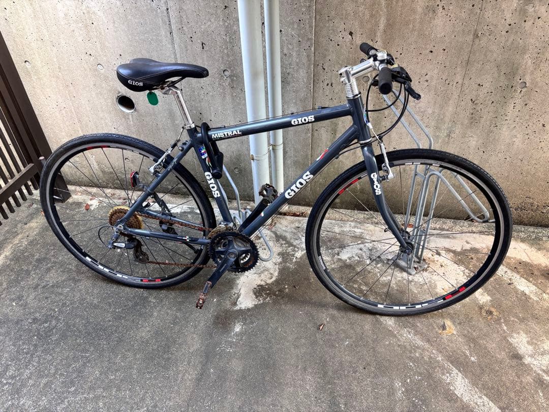 ⚠️ブータン商品【直接引取&ジャンク】GIOS クロスバイク グレー