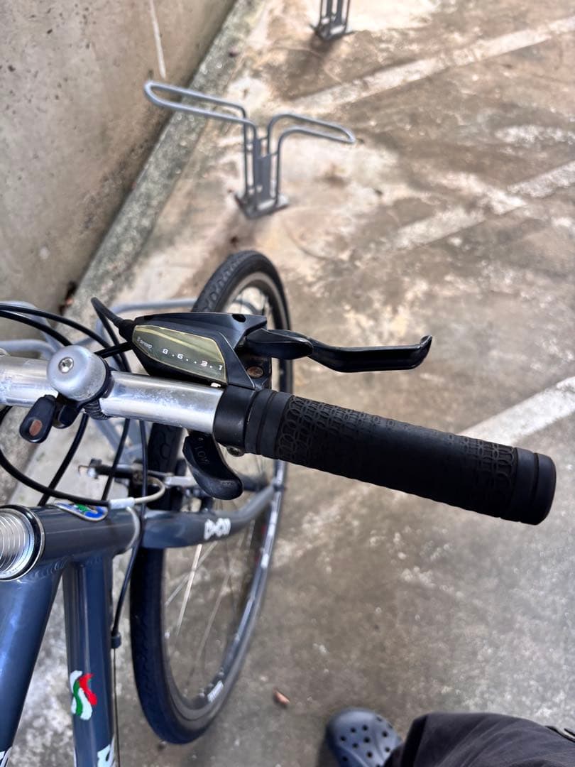 ⚠️ブータン商品【直接引取&ジャンク】GIOS クロスバイク グレー