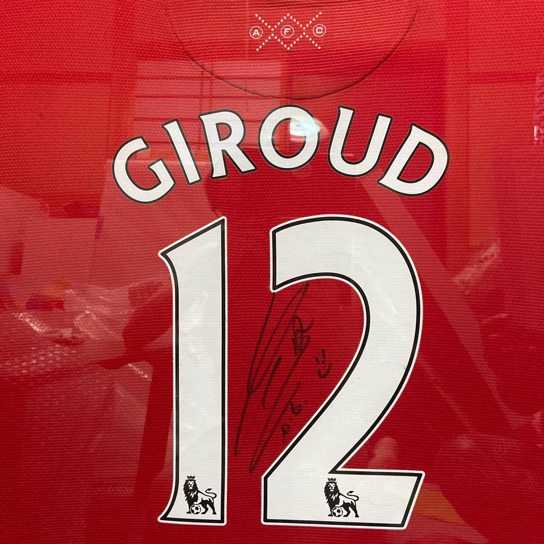 オリヴィエ・ジルー直筆サインユニフォーム