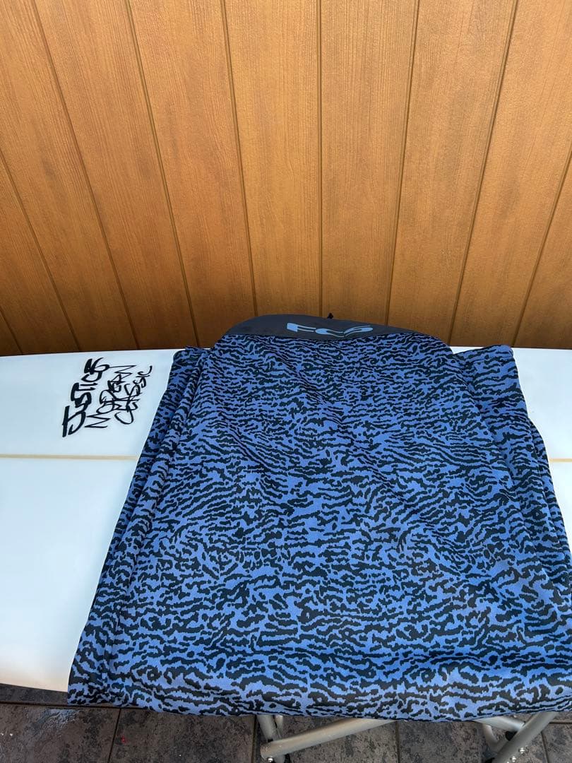 ジャスティスサーフボード 7'4