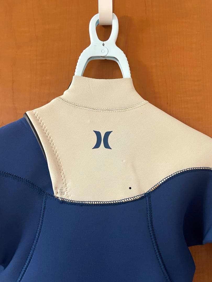 キッズ　フルスーツHurley ブルー/オフホワイト8号（132~140cm）