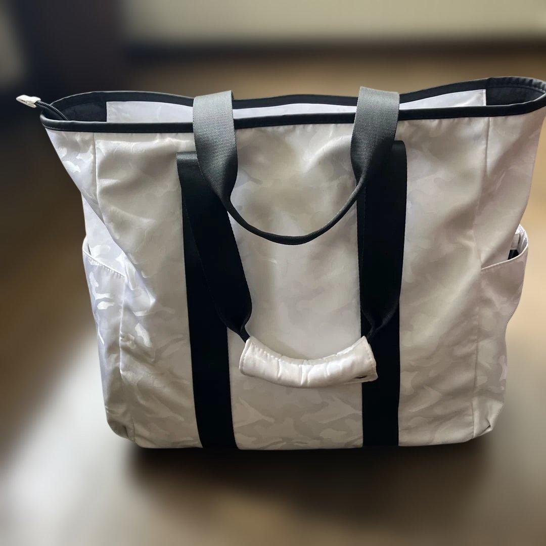 美品　and per se ホワイトビッグトートバッグ