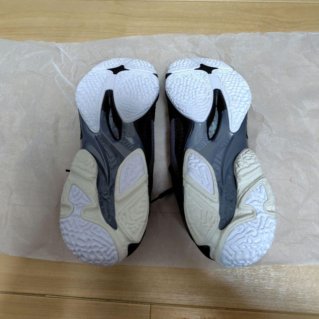 【未使用品】ミズノウエーブライトニング 26cm