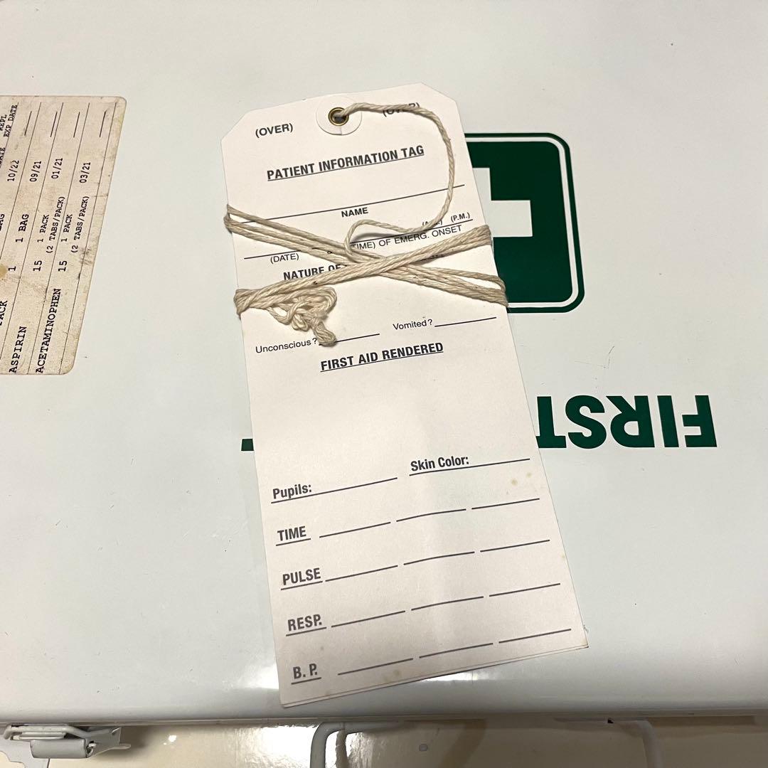 【米軍実物】USFS 救急箱 メタルケース 放出品