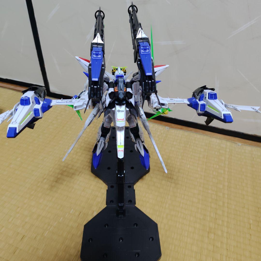 MGエクリプスガンダム（ライジンストライカーパック装備）完成品