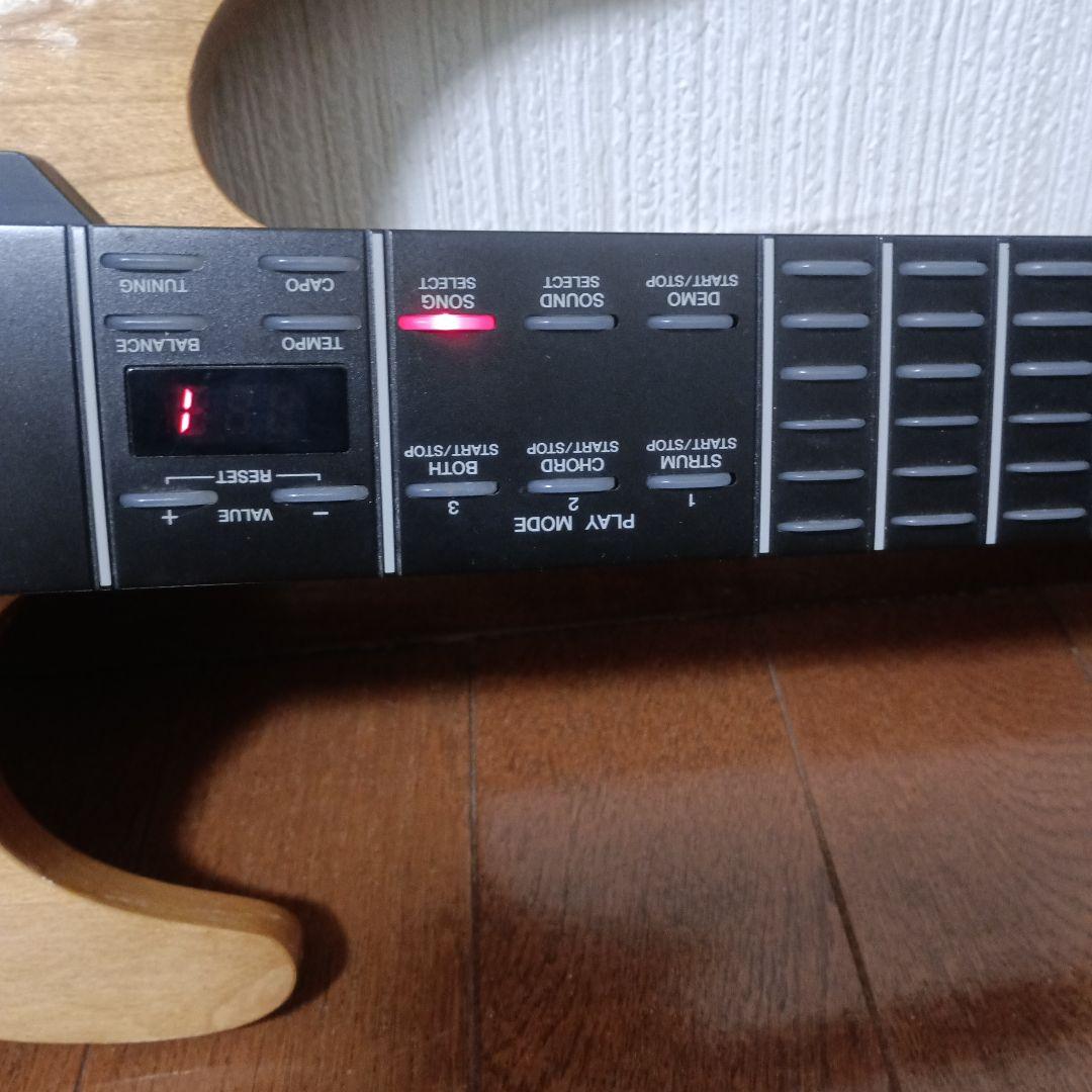 YAMAHA EZ-EG MIDIギター　ピアノやウッドベースの音がでる