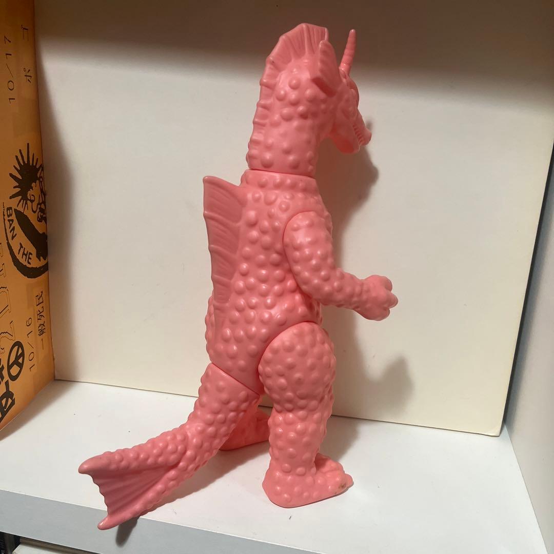 M1号製 チタノザウルス ピンク未塗装 ソフビ フィギュア ゴジラ