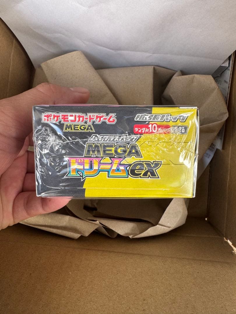 シュリンク付　未開封　ポケモンカードゲーム　MEGAドリームex BOX